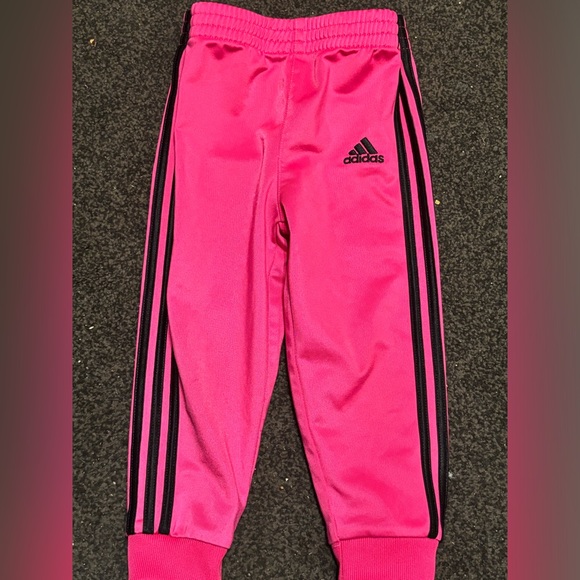 Adidas kids Size 18M Pink 3 Stripe Pull On Elastic Waist Crop Track Pants - Picture 1 of 3